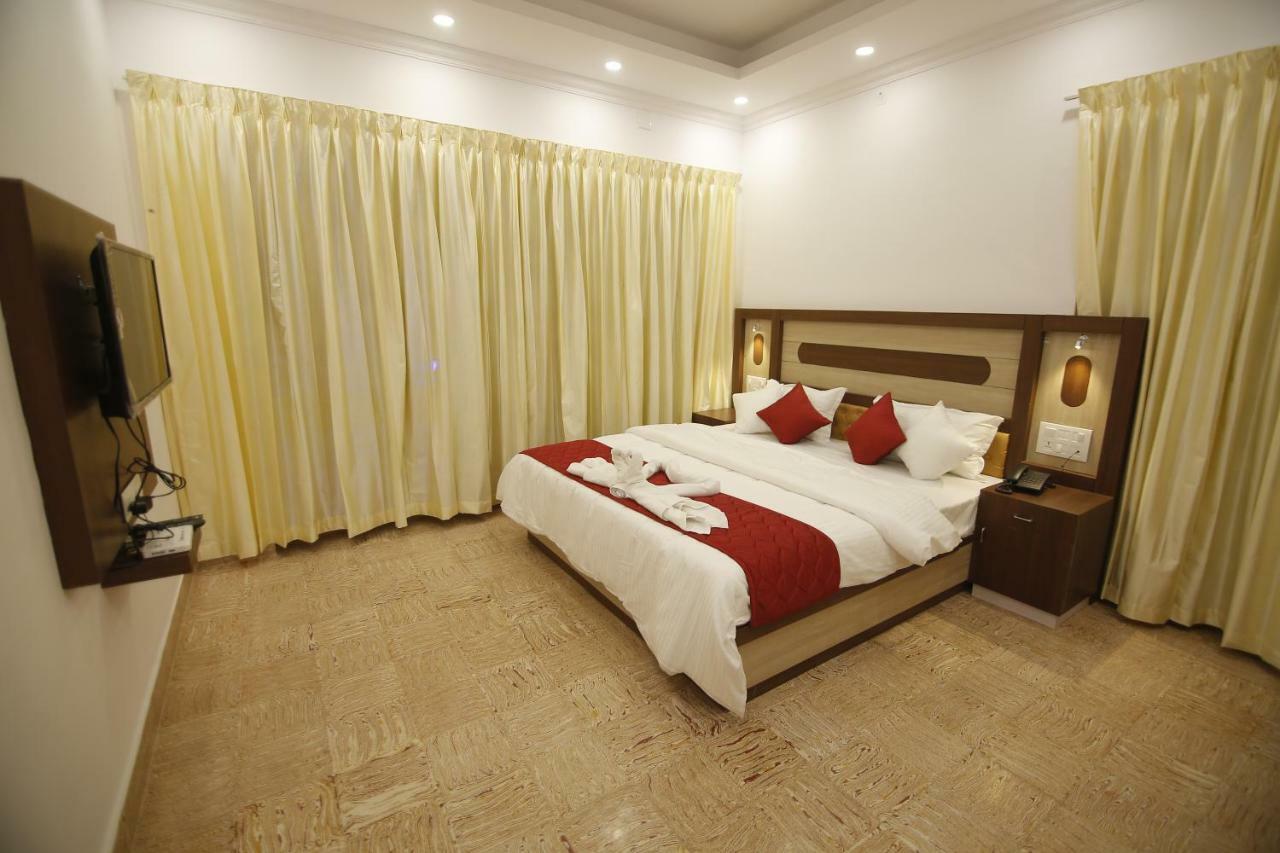 Spice Mount Heritage Resort Kattappana Екстериор снимка
