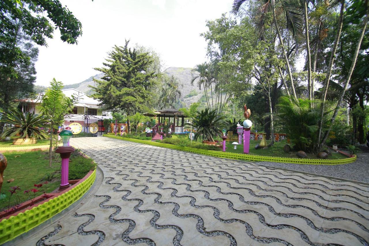 Spice Mount Heritage Resort Kattappana Екстериор снимка